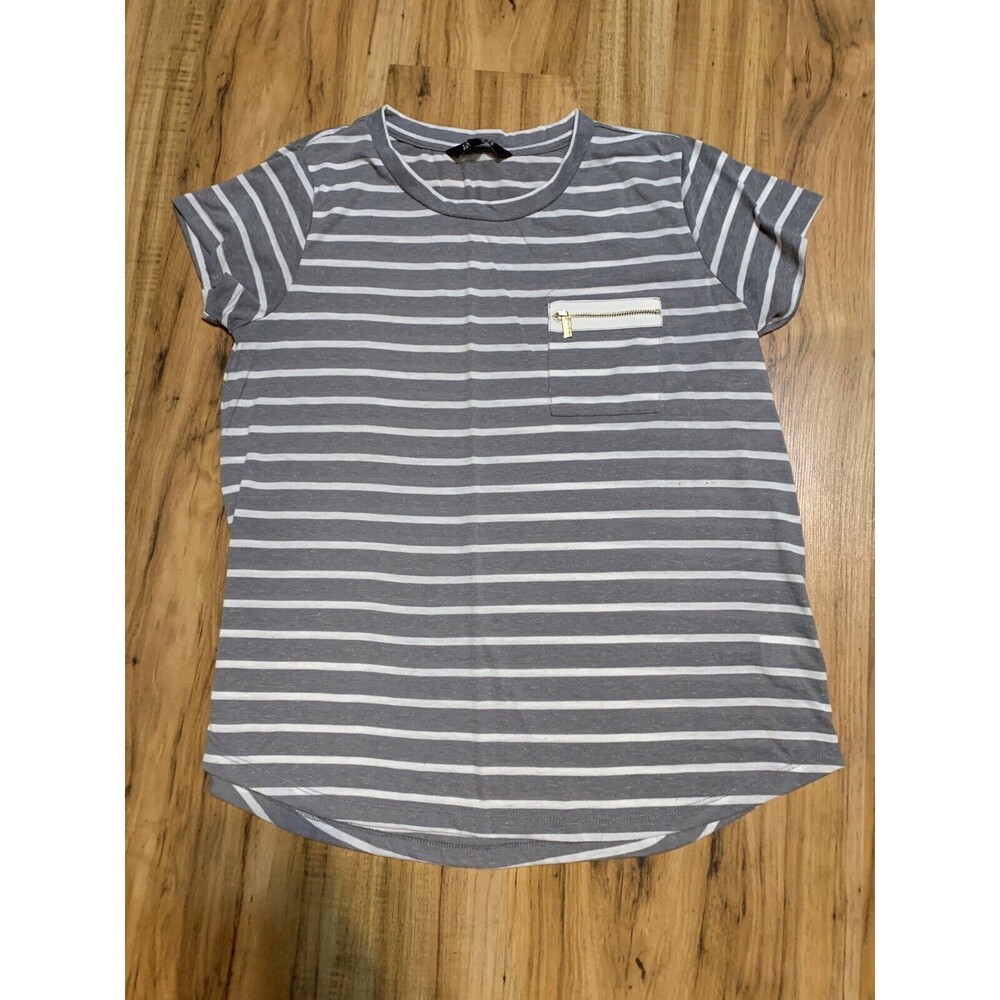 Company Ellen Tracy Grey Stripe Short Sleeve Shirt